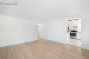 135 Helena Ln, Colorado Springs, CO 80904 - Photo 7