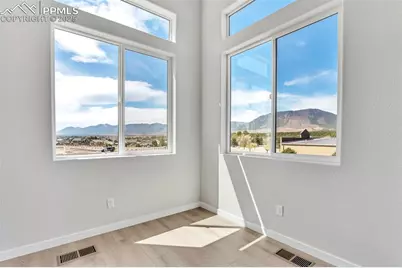 241 N Front Street #101, Monument, CO 80132 - Photo 7