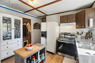 679 Calcite Dr, Divide, CO 80814 - Photo 9