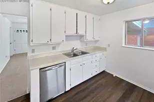 2127 Saranac Dr, Colorado Springs, CO 80910 - Photo 17