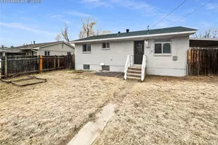 2127 Saranac Dr, Colorado Springs, CO 80910 - Photo 5