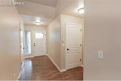 8704 Meadow Tree Trail, Colorado Springs, CO 80927 - Photo 5
