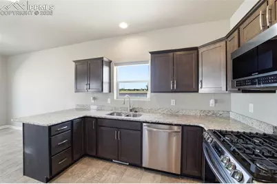 803 S Lone Cowboy Drive, Pueblo West, CO 81007 - Photo 15