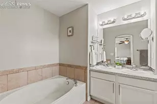 7525 Stetson Highlands Dr, Colorado Springs, CO 80923 - Photo 27