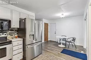 2123 Kodiak Dr, Colorado Springs, CO 80910 - Photo 7