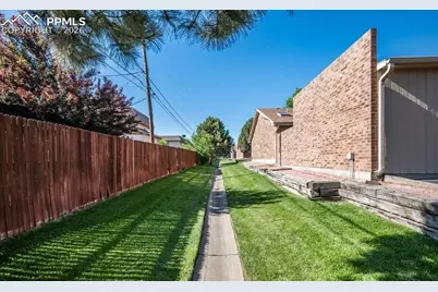 2106 Chatalet Lane #I, Pueblo, CO 81005 - Photo 25