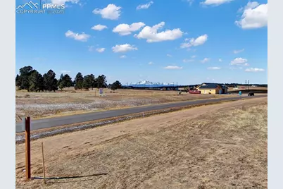 11194 Alamar Way, Colorado Springs, CO 80908 - Photo 9