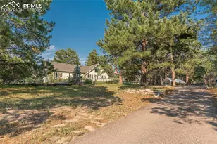 294 Panorama Dr, Elizabeth, CO 80107 - Photo 5