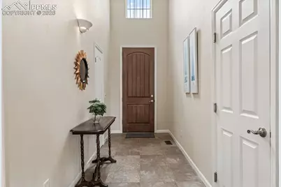 2070 Cheyenne Summer View, Colorado Springs, CO 80904 - Photo 5