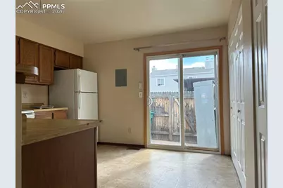 7612 Clover Hill Drive, Colorado Springs, CO 80920 - Photo 5