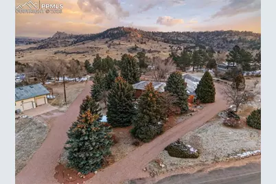 1124 Eagle Rock Road, Colorado Springs, CO 80918 - Photo 49