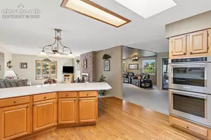 1124 Eagle Rock Rd, Colorado Springs, CO 80918 - Photo 9