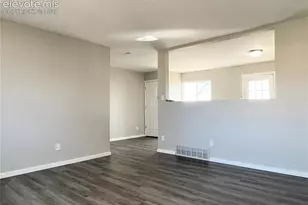 907 W Madison St, Colorado Springs, CO 80907 - Photo 5