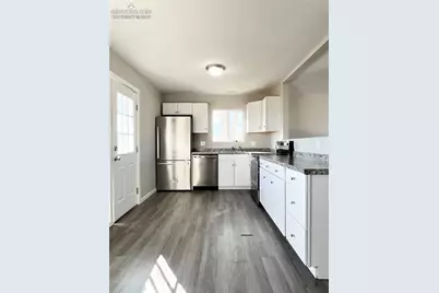 907 W Madison Street, Colorado Springs, CO 80907 - Photo 7