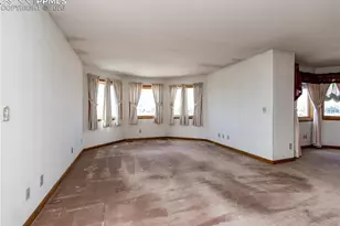 6185 Sayres Rd, Colorado Springs, CO 80927 - Photo 7