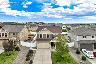 9305 Castle Oaks Dr, Fountain, CO 80817 - Photo 3