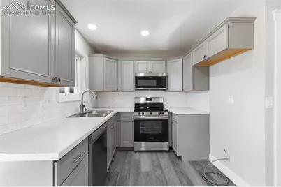 129 Widefield Boulevard, Colorado Springs, CO 80911 - Photo 11