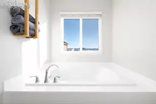 10572 Deer Meadow Cir, Colorado Springs, CO 80925 - Photo 17