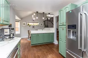 2560 Mirror Lake Ct, Colorado Springs, CO 80919 - Photo 9