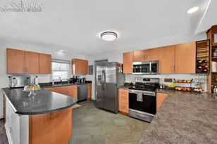 707 Manitou Blvd, Colorado Springs, CO 80904 - Photo 3