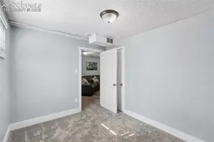 226 Bassett Dr, Colorado Springs, CO 80910 - Photo 37