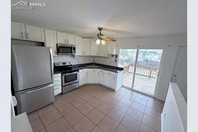 38 Macalester Road, Pueblo, CO 81001 - Photo 3