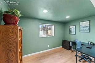 1730 Hathaway Dr, Colorado Springs, CO 80915 - Photo 27