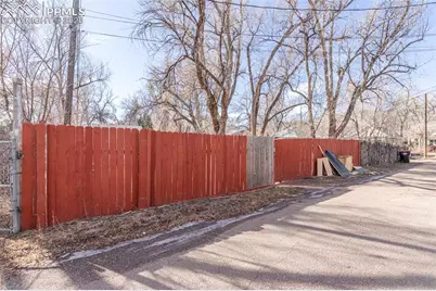 524 W Pikes Peak Avenue, Colorado Springs, CO 80905 - Photo 31