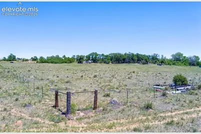 5250 Meridian Road, Colorado Springs, CO 80831 - Photo 9