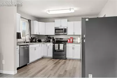 823 Squire Street, Colorado Springs, CO 80911 - Photo 17