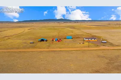 810 Awesome View, Yoder, CO 80864 - Photo 3