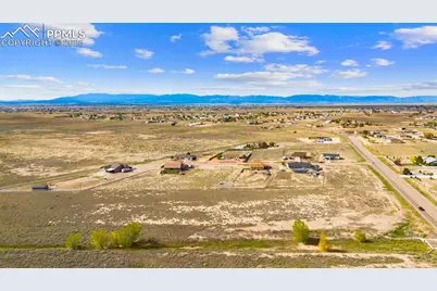 1220 N Saddle Ridge Lane, Pueblo, CO 81007 - Photo 3