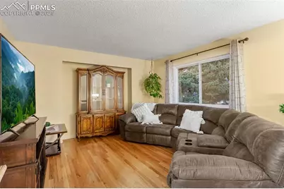 6880 Snead Street, Colorado Springs, CO 80911 - Photo 3