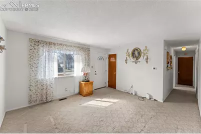 3908 Shelley Avenue, Colorado Springs, CO 80910 - Photo 3