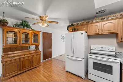 3908 Shelley Avenue, Colorado Springs, CO 80910 - Photo 7