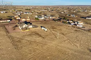 454 E Fredonia Dr, Pueblo, CO 81007 - Photo 47