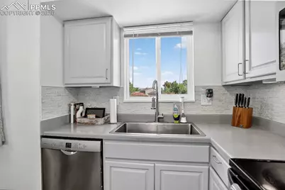 4406 Millburn Drive, Colorado Springs, CO 80906 - Photo 5