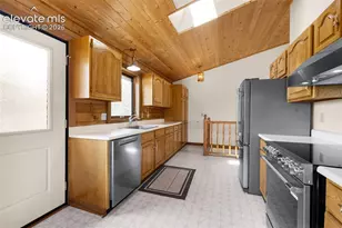 187 Thunder Ridge Rd, Florissant, CO 80816 - Photo 17