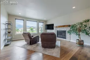3033 Cathedral Pk Vw, Colorado Springs, CO 80904 - Photo 15