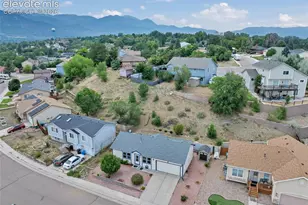 562 S Kearney Ave, Colorado Springs, CO 80906 - Photo 7