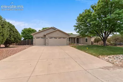 156 S Golfwood Drive, Pueblo, CO 81007 - Photo 7