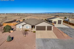 915 N Matt Dr, Pueblo, CO 81007 - Photo 49