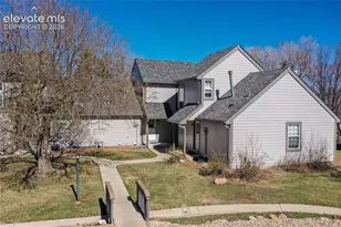 316 Cobblestone Dr, Colorado Springs, CO 80906 - Photo 3