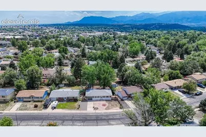 3819 Pearl Drive, Colorado Springs, CO 80918 - Photo 9