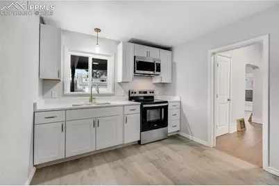 315 N 16th Street, Colorado Springs, CO 80904 - Photo 7