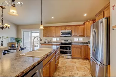 1352 N Blue Lake Lane, Pueblo, CO 81007 - Photo 31