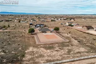 1352 N Blue Lake Ln, Pueblo, CO 81007 - Photo 13
