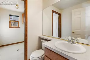 6136 Treeledge Dr, Colorado Springs, CO 80918 - Photo 17