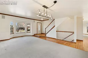 6136 Treeledge Dr, Colorado Springs, CO 80918 - Photo 9