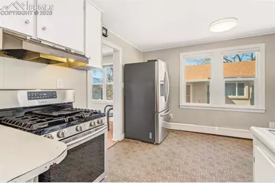 818 E Vermijo Avenue, Colorado Springs, CO 80903 - Photo 13